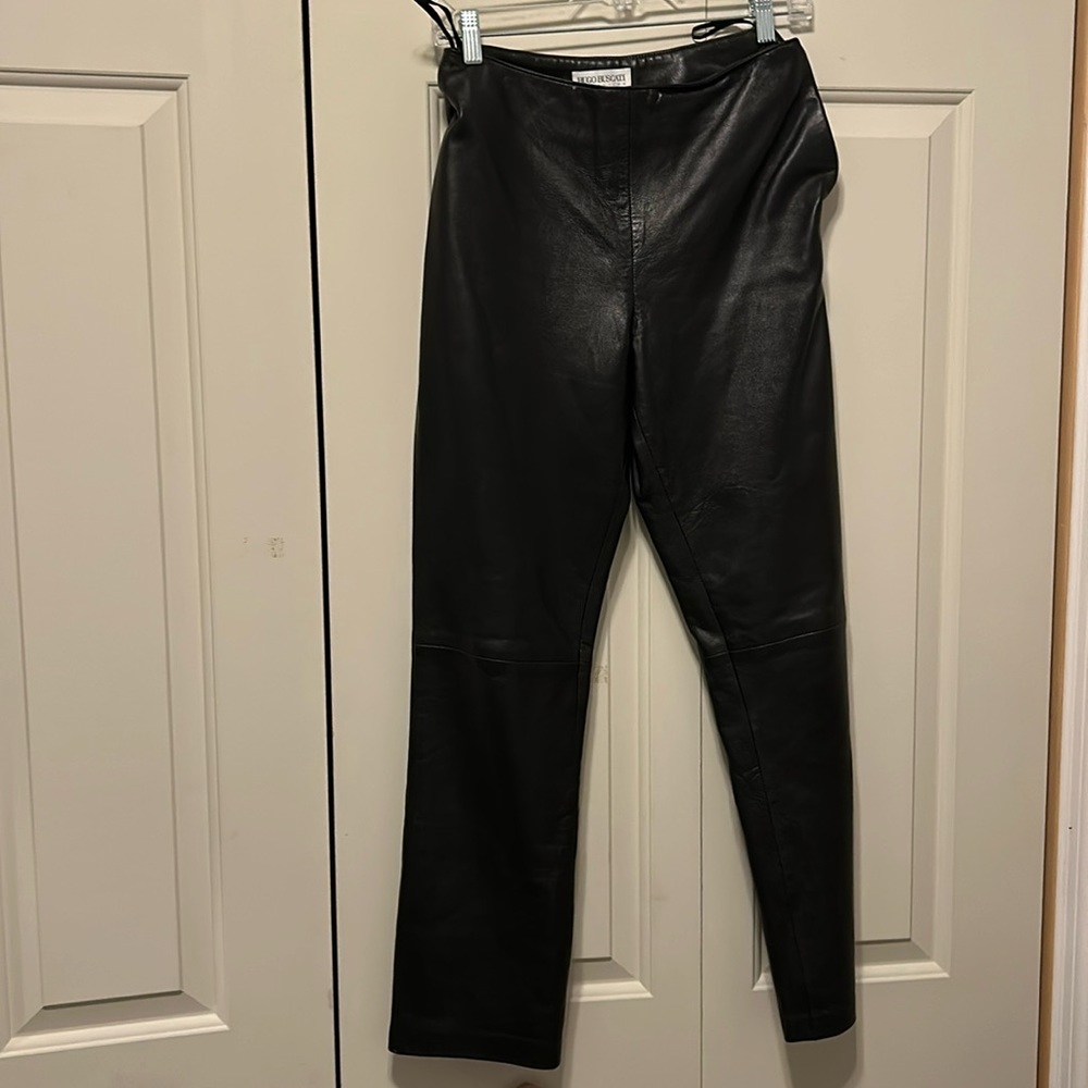 HUGO BUSCATI EOMEN PANTS SIZE. 6P